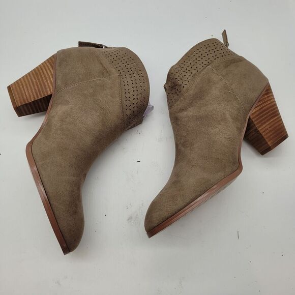 NEW Violet & Red Womens Jackson Lazer Cut Topline Booties tan taupe Size US 8 - Picture 4 of 8